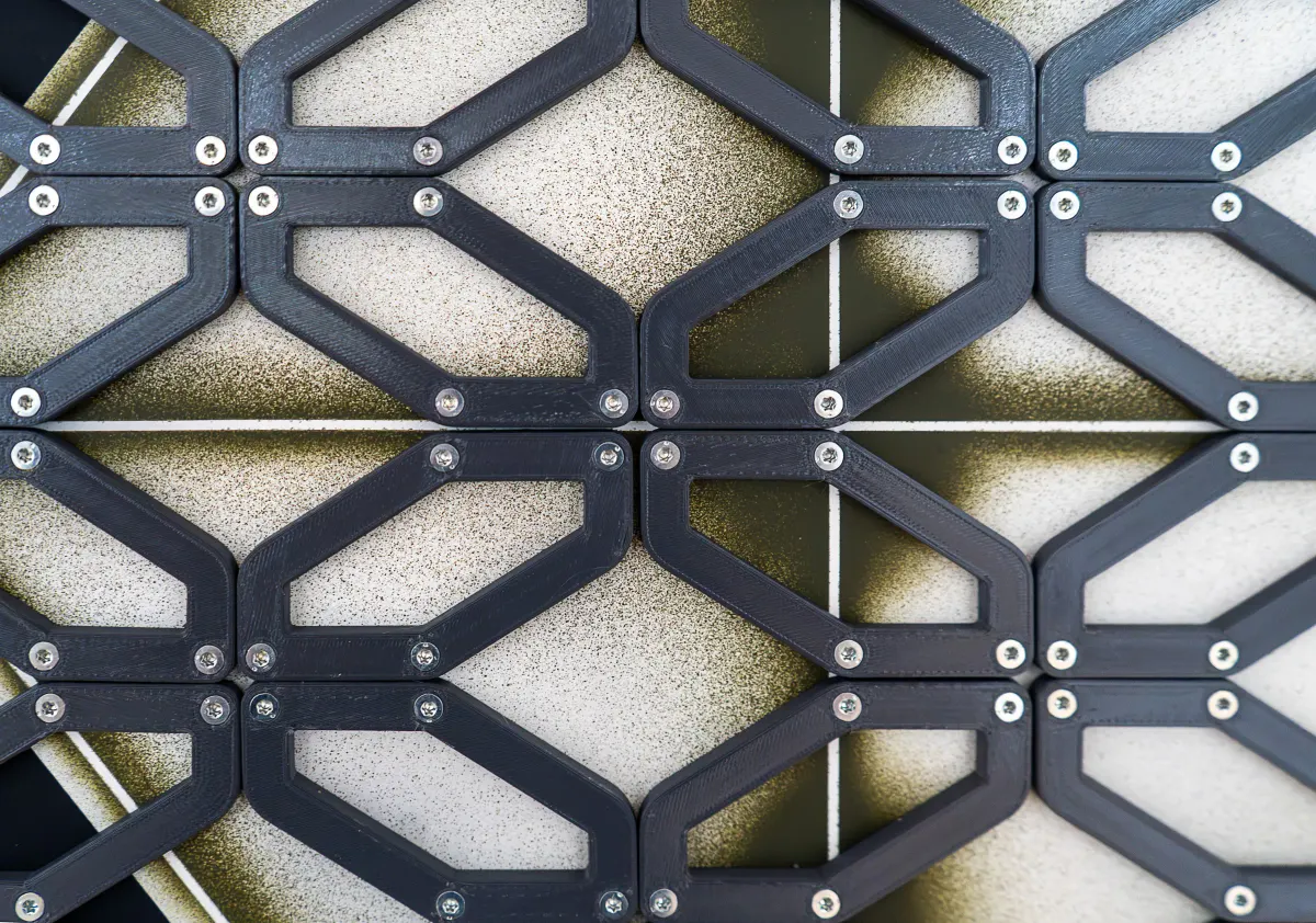 “patch - retail armour” (2025) - airbrush and 3d print Painting